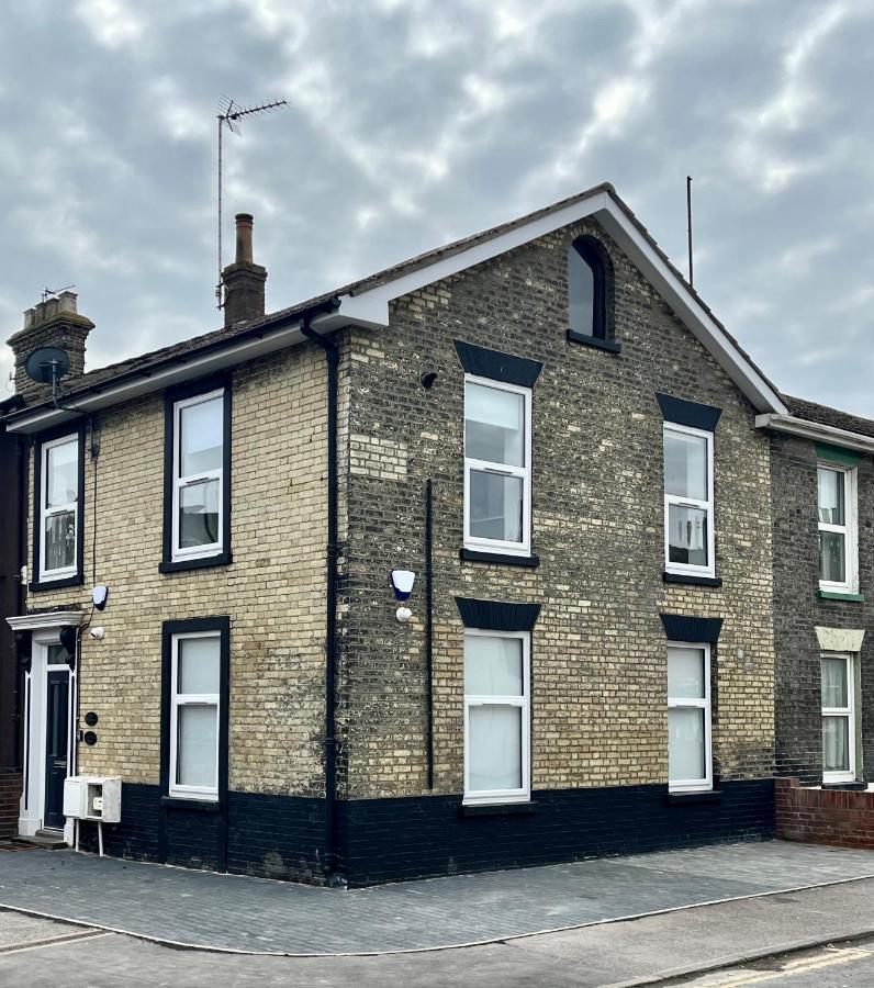 Corner Stone House - Apartment 2 Great Yarmouth Exterior photo
